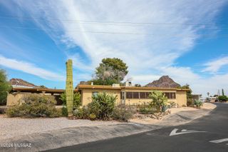 5702 W Circle Z Street, Tucson, AZ 85713