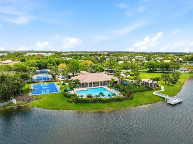 15391 SW 18th St, Miramar, FL 33027