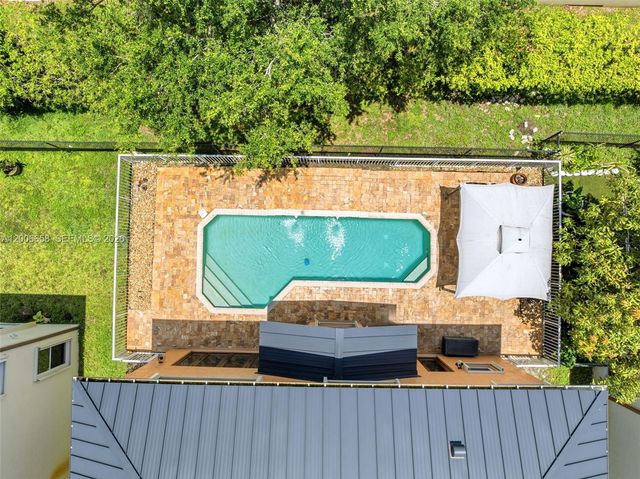 15391 SW 18th St, Miramar, FL 33027
