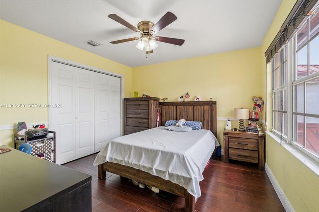 15391 SW 18th St, Miramar, FL 33027