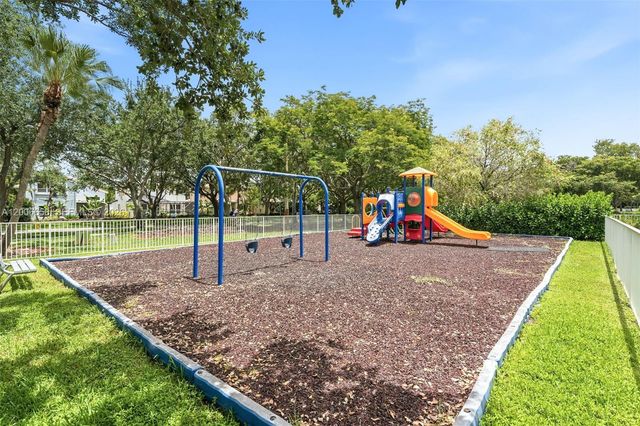 15391 SW 18th St, Miramar, FL 33027
