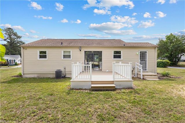 926 Diggs CT, Suffolk, VA 23434