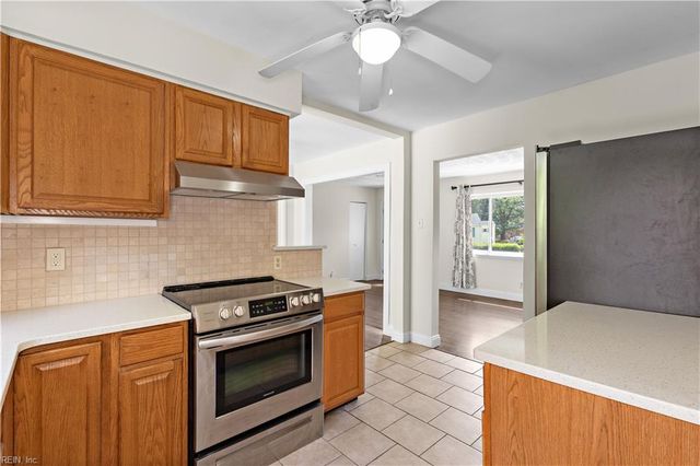 926 Diggs CT, Suffolk, VA 23434
