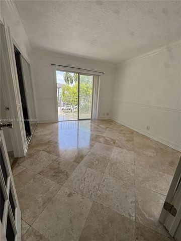 1407 NE 56th St 316, Fort Lauderdale, FL 33334