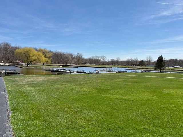 58 Vail Colony 9, Fox Lake, IL 60020