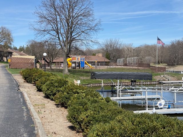 58 Vail Colony 9, Fox Lake, IL 60020