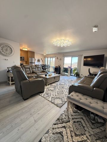 58 Vail Colony 9, Fox Lake, IL 60020