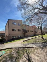 58 Vail Colony 9, Fox Lake, IL 60020