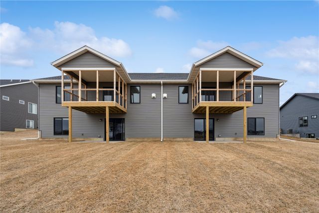 55 Kinsey Street, North Liberty, IA 52317