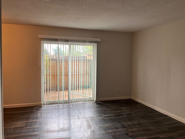 5727 Harvest Hill Road 1042, Dallas, TX 75230
