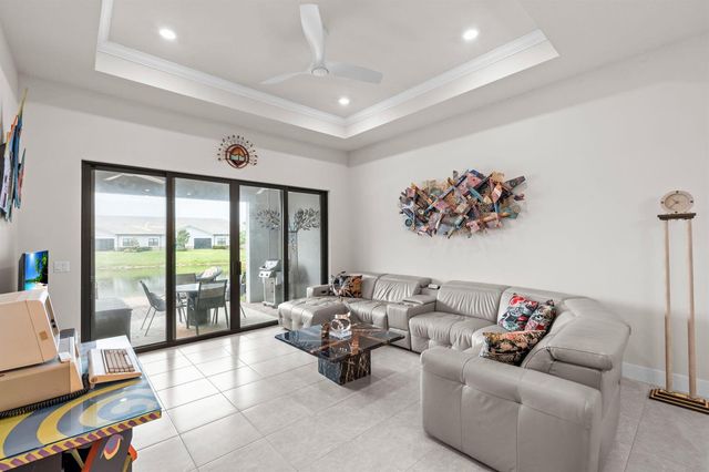 7642 N Blue Spring Drive, Parkland, FL 33067