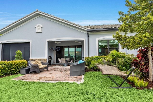7642 N Blue Spring Drive, Parkland, FL 33067