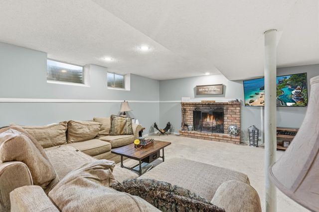 2308 W 96th Street, Bloomington, MN 55431