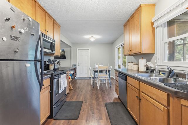 2308 W 96th Street, Bloomington, MN 55431