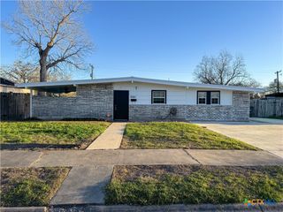 3101 Bobolink, Victoria, TX 77901