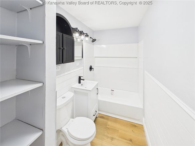 414 Lore Street, St Albans, WV 25177