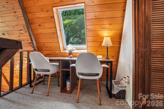 201 Hampton Gap Drive, Mars Hill, NC 28754