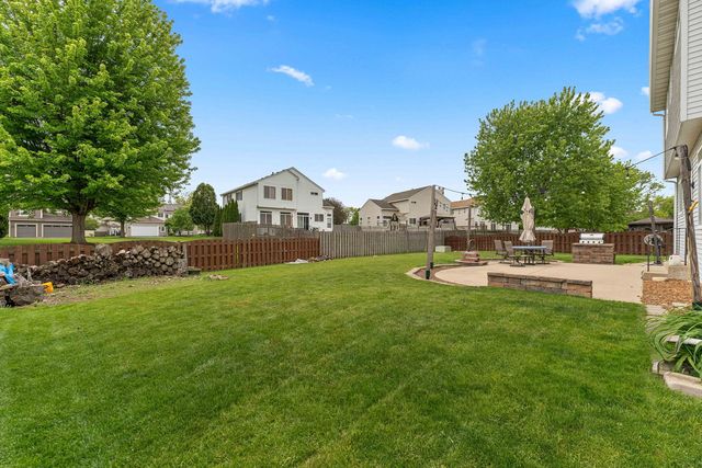5370 Chancery Way, Lake In The Hills, IL 60156