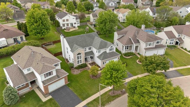 5370 Chancery Way, Lake In The Hills, IL 60156