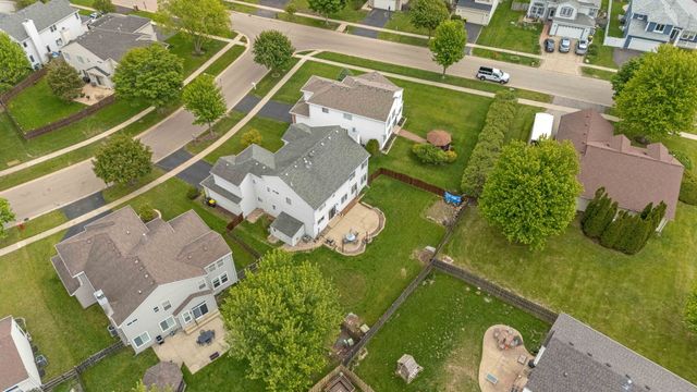 5370 Chancery Way, Lake In The Hills, IL 60156