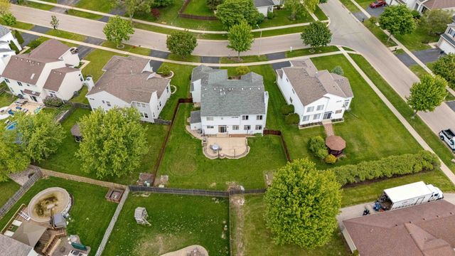 5370 Chancery Way, Lake In The Hills, IL 60156