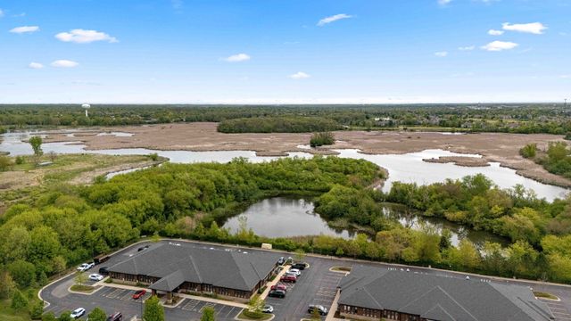 5370 Chancery Way, Lake In The Hills, IL 60156