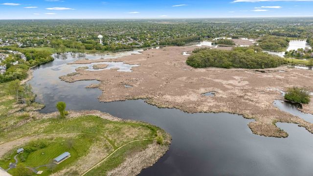 5370 Chancery Way, Lake In The Hills, IL 60156