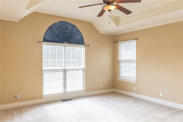 11575 S Bell Ct Drive 102, Olathe, KS 66061