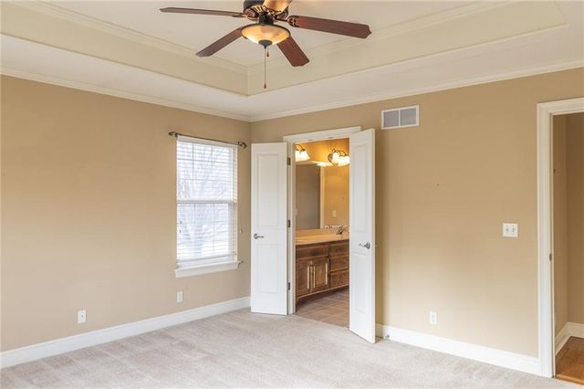 11575 S Bell Ct Drive 102, Olathe, KS 66061