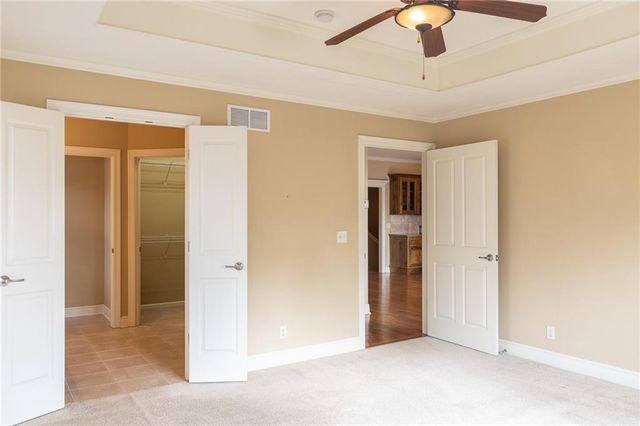 11575 S Bell Ct Drive 102, Olathe, KS 66061