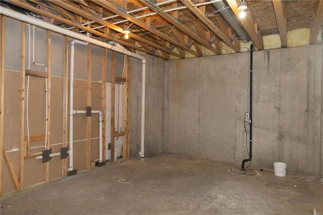 11575 S Bell Ct Drive 102, Olathe, KS 66061