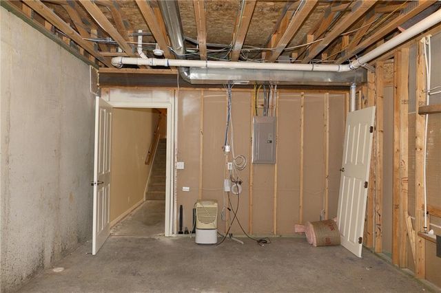 11575 S Bell Ct Drive 102, Olathe, KS 66061