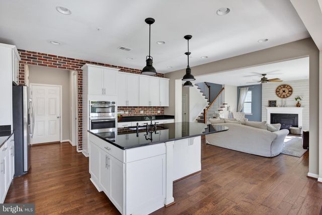 1508 TOUCHARD DR, Catonsville, MD 21228