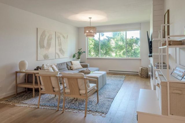 1515 Arc Way 105, Burlingame, CA 94010