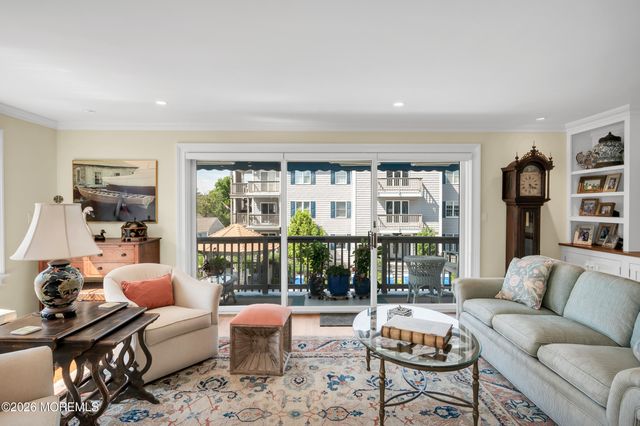 69 Bay Point Harbour, Point Pleasant, NJ 08742