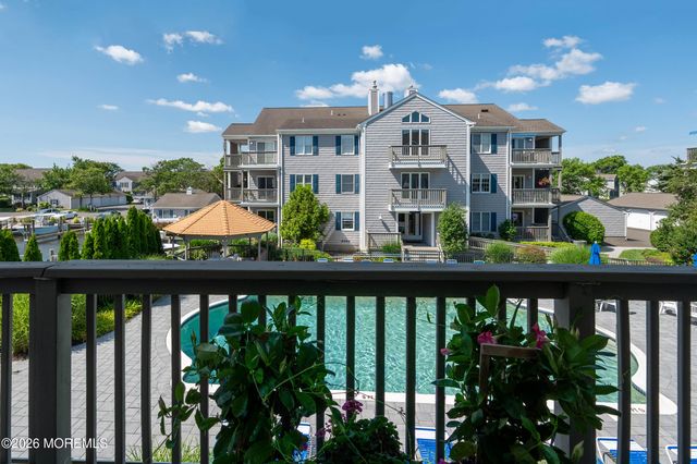 69 Bay Point Harbour, Point Pleasant, NJ 08742