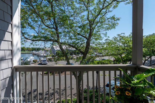 69 Bay Point Harbour, Point Pleasant, NJ 08742