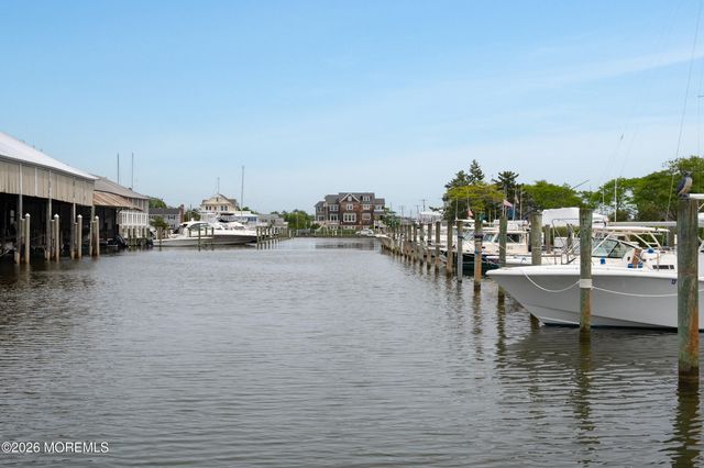 69 Bay Point Harbour, Point Pleasant, NJ 08742