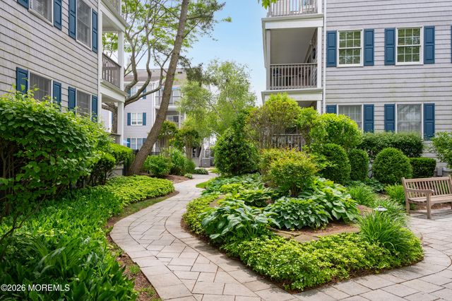 69 Bay Point Harbour, Point Pleasant, NJ 08742