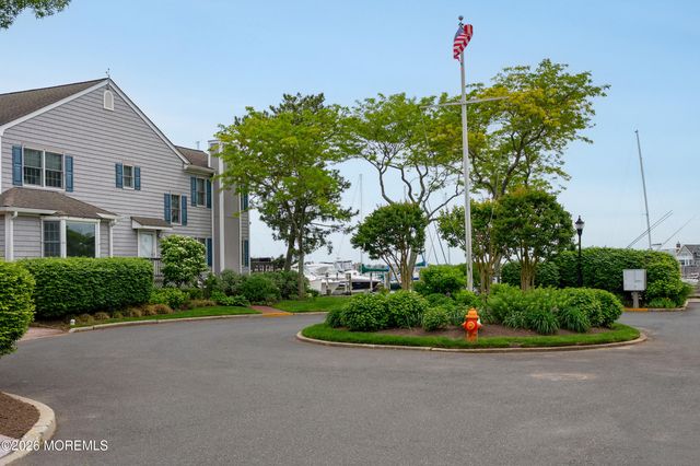 69 Bay Point Harbour, Point Pleasant, NJ 08742