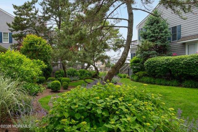 69 Bay Point Harbour, Point Pleasant, NJ 08742