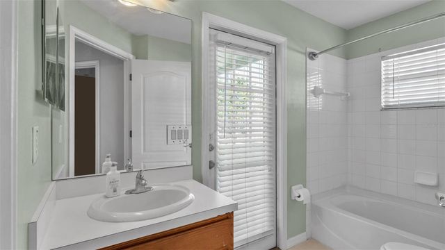 2729 PANKAW LANE, Valrico, FL 33596