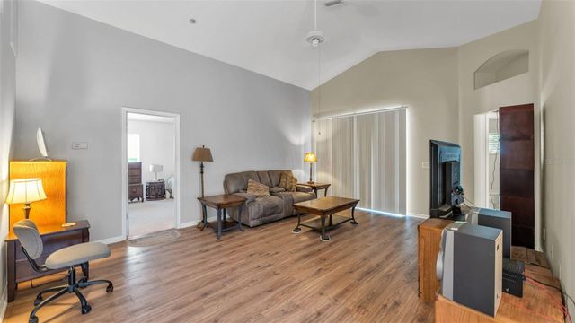 2729 PANKAW LANE, Valrico, FL 33596