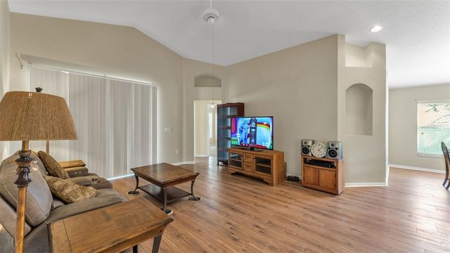 2729 PANKAW LANE, Valrico, FL 33596