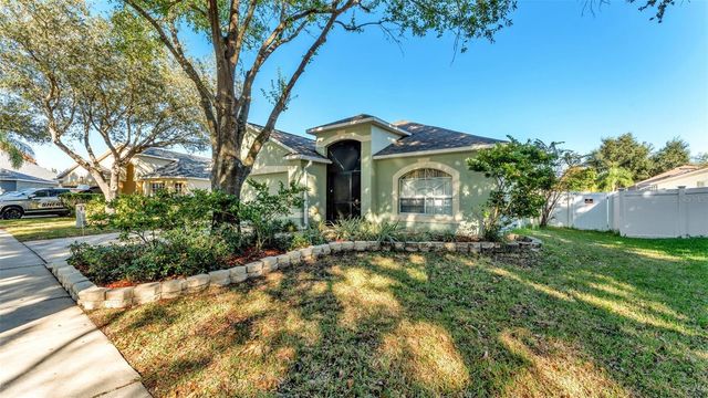 2729 PANKAW LANE, Valrico, FL 33596