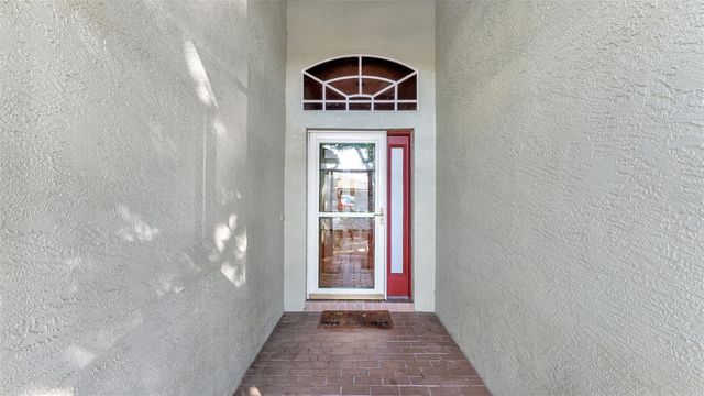 2729 PANKAW LANE, Valrico, FL 33596