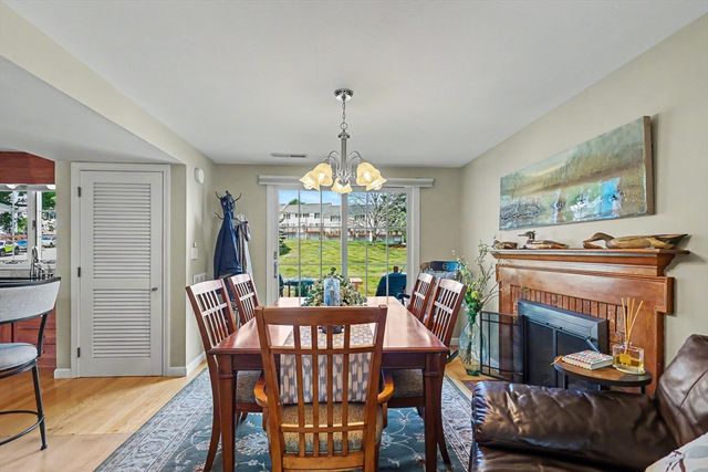 12 Christopher Drive 36, Methuen, MA 01844