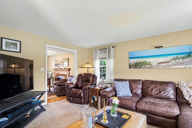 12 Christopher Drive 36, Methuen, MA 01844