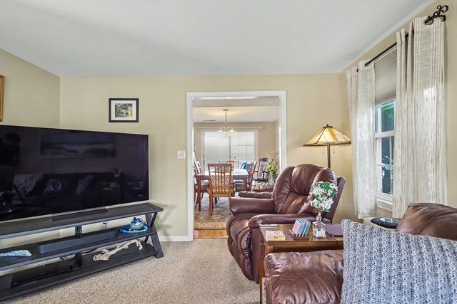 12 Christopher Drive 36, Methuen, MA 01844