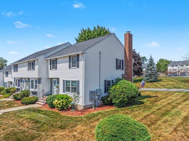 12 Christopher Drive 36, Methuen, MA 01844
